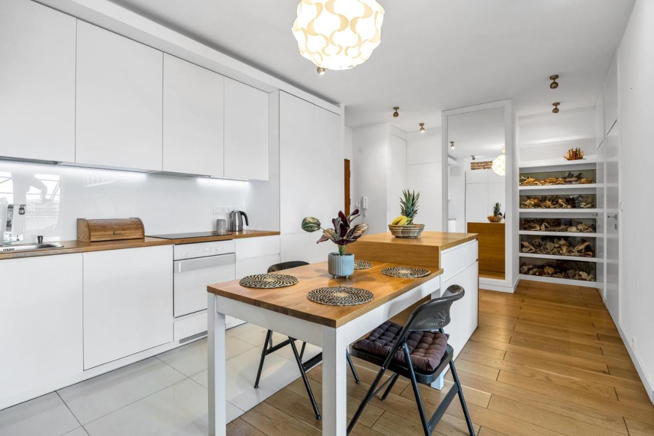 Spacious 2 Bedroom Ac Dalanowska 46 Warsaw Exterior photo