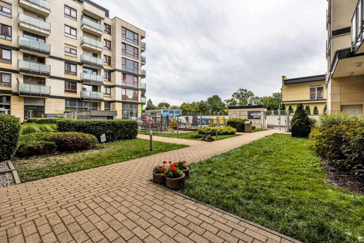 Spacious 2 Bedroom Ac Dalanowska 46 Warsaw Exterior photo